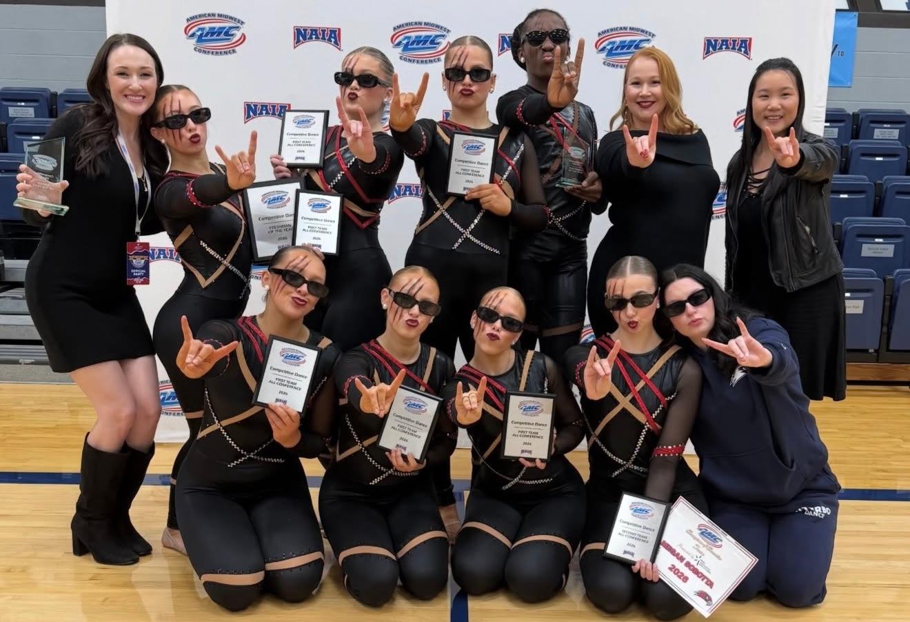 Nine V-Hawks Earn All-Conference, Three with Major Awards