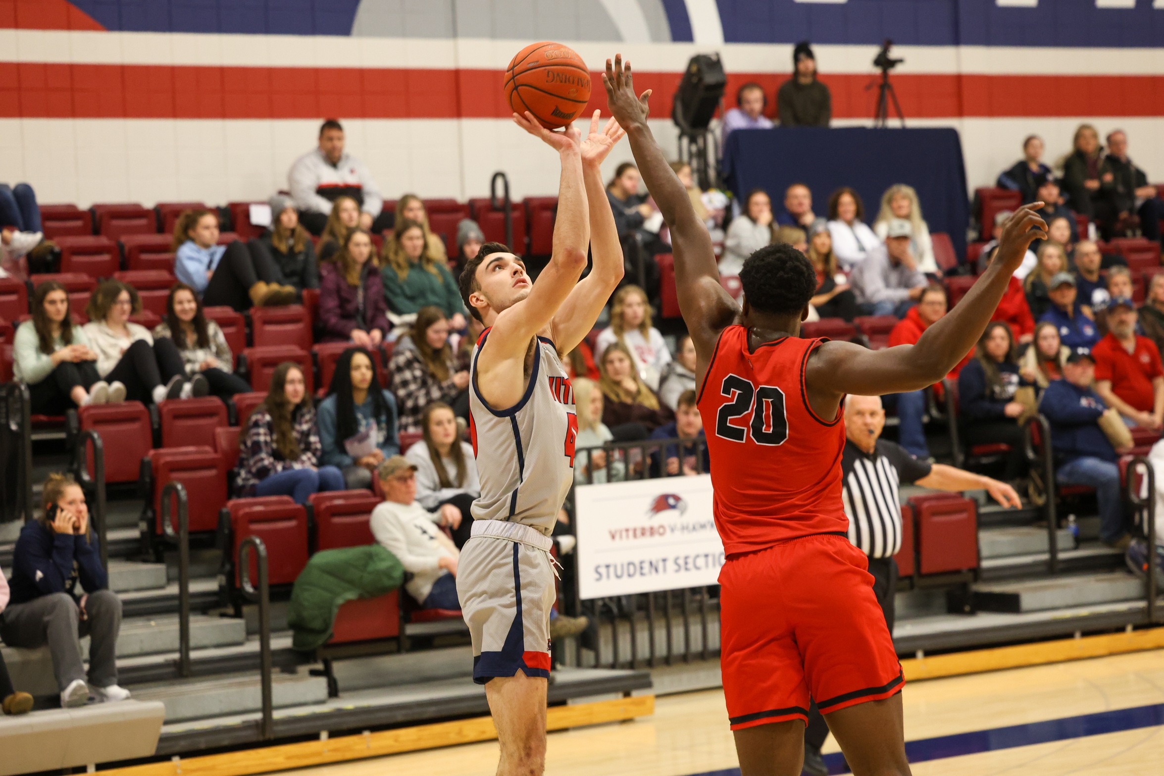 Bellevue Ends V-Hawks Four Game Win Streak