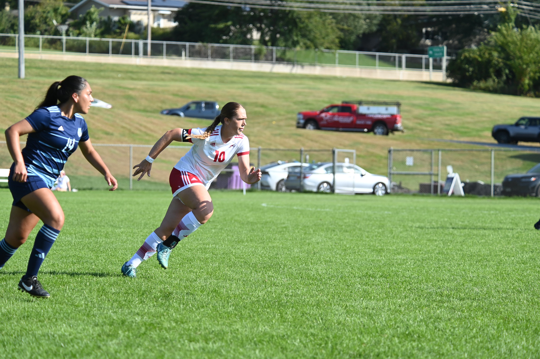 V-Hawks fall to Saint Xavier
